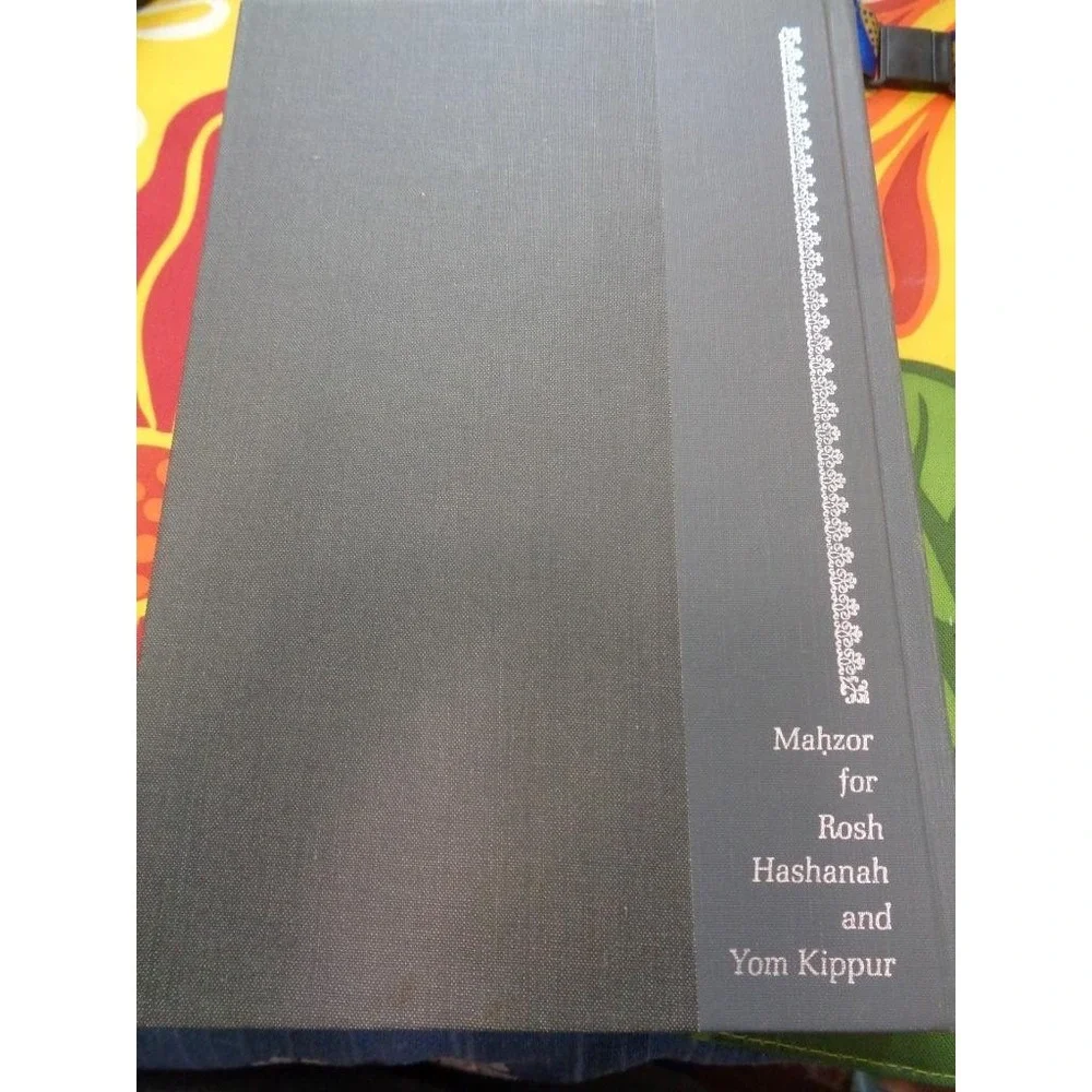 Mahzor For Rosh Hashanah and Yom Kippur Prayer Book for Days of Awe
